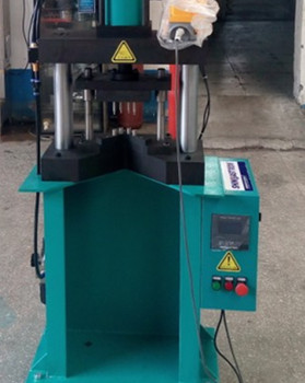 國內(nèi)有哪些鉚接機生產(chǎn)制造商?