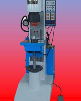 無鉚釘鉚接機的鉚釘工藝和傳統工藝相比有哪些優點?