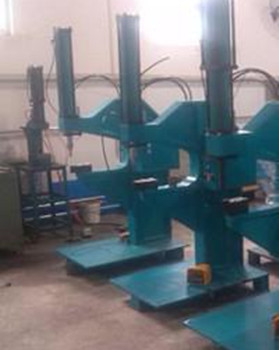 寧波買一臺鉚接機需要多少錢？