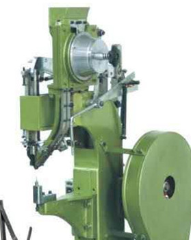 哪些因素會影響到鉚接機價格和質量?