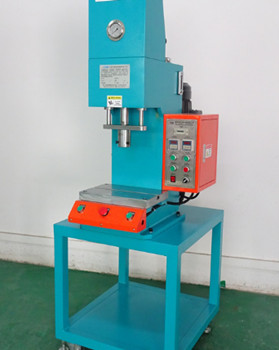 鉚接機(jī)大概多少錢一臺(tái)？