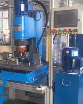 鉚接機(jī)使用期間的小問(wèn)題,教你一招搞定!