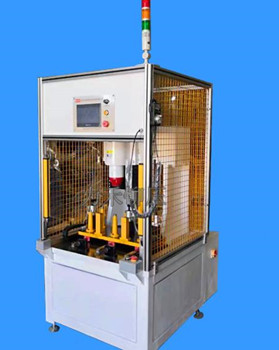 鉚接機定制時需要注意哪些?這幾個方面需留意!