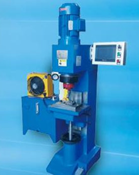 汽車行業(yè)如何運(yùn)用鉚接機(jī)提高組件質(zhì)量和生產(chǎn)效率?